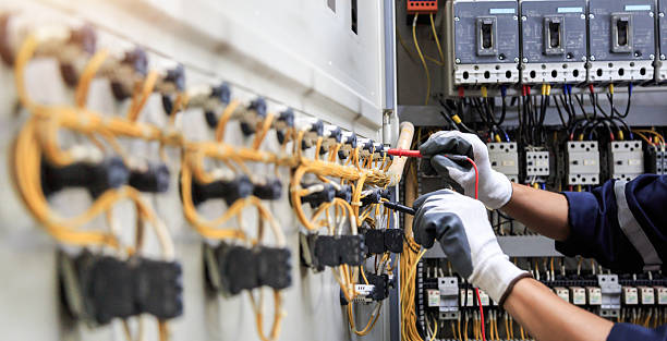 Professional Electrician technician working in Sedro-Woolley, WA
